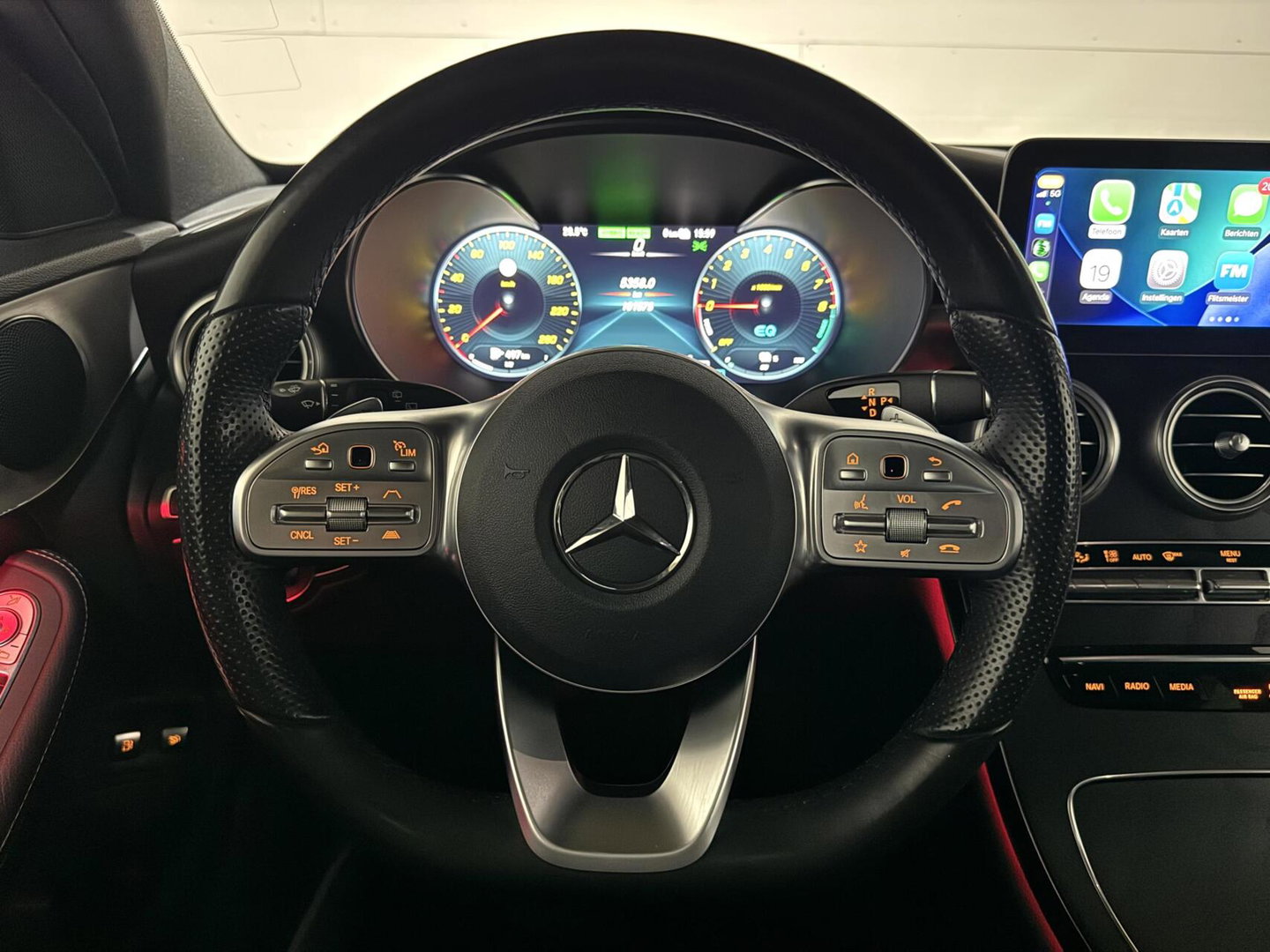 Mercedes-Benz C-Klasse Estate 300e AMG Pano Leer 360° Trekh. NAP
