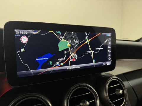 Mercedes-Benz C-Klasse Estate 300e AMG Pano Leer 360° Trekh. NAP