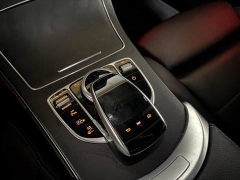 Mercedes-Benz C-Klasse Estate 300e AMG Pano Leer 360° Trekh. NAP