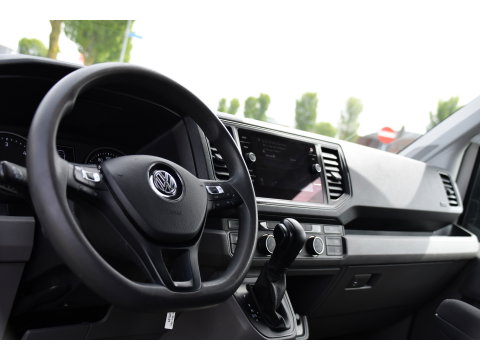 Volkswagen Crafter 35 2.0 TDI L3H3 PB Edition Cruise, Carplay, Sensoren, geveerde stoel, Trekhaak, 140pk, Automaat, Multimedia, Uniek!