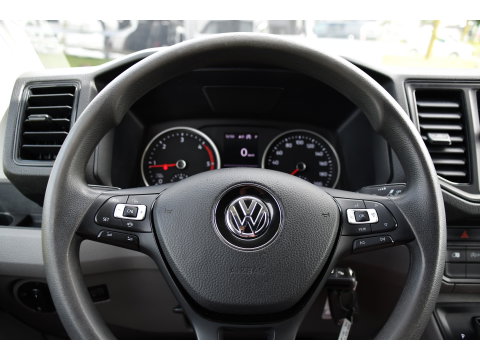 Volkswagen Crafter 35 2.0 TDI L3H3 PB Edition Cruise, Carplay, Sensoren, geveerde stoel, Trekhaak, 140pk, Automaat, Multimedia, Uniek!