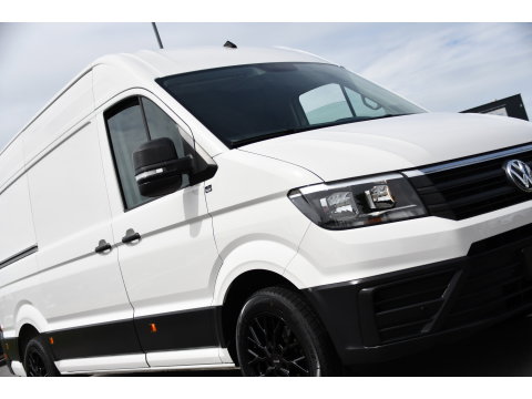 Volkswagen Crafter 35 2.0 TDI L3H3 PB Edition Cruise, Carplay, Sensoren, geveerde stoel, Trekhaak, 140pk, Automaat, Multimedia, Uniek!