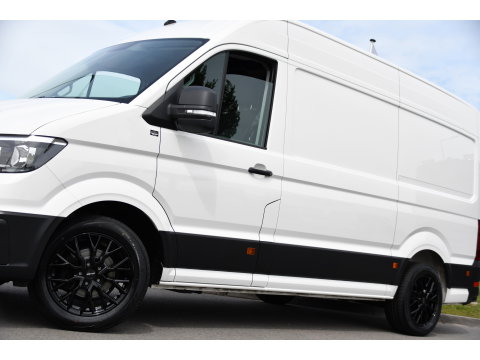 Volkswagen Crafter 35 2.0 TDI L3H3 PB Edition Cruise, Carplay, Sensoren, geveerde stoel, Trekhaak, 140pk, Automaat, Multimedia, Uniek!