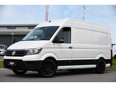 Volkswagen Crafter 35 2.0 TDI L3H3 PB Edition Cruise, Carplay, Sensoren, geveerde stoel, Trekhaak, 140pk, Automaat, Multimedia, Uniek!