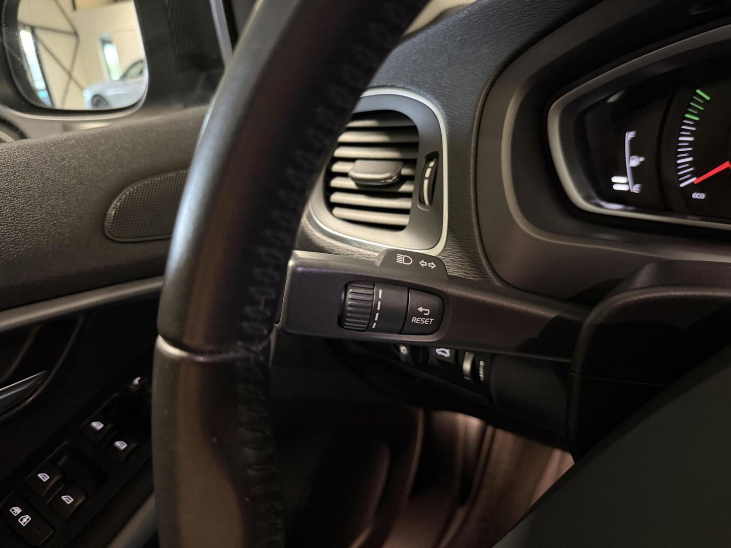 Volvo V40 2.0 T3 153PK Nordic Camera Cruise Stoelverwarming