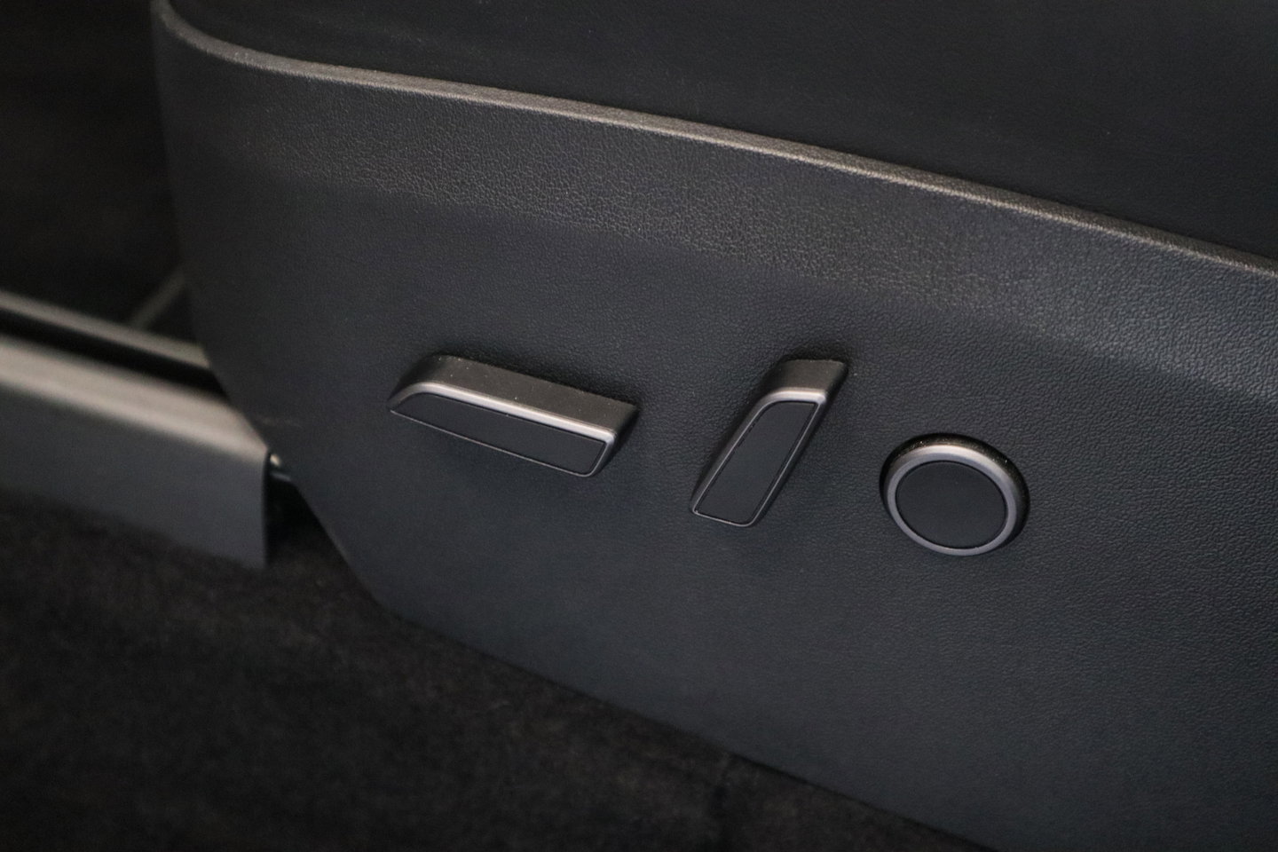 Tesla Model Y Performance AWD 75 kWh SOH 95% ACC Panoramadak HW3 24 Maanden garantie* (Vraag naar de voorwaarden)