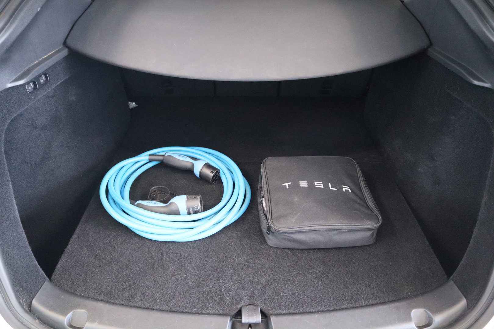 Tesla Model Y Performance AWD 75 kWh SOH 95% ACC Panoramadak HW3 24 Maanden garantie* (Vraag naar de voorwaarden)