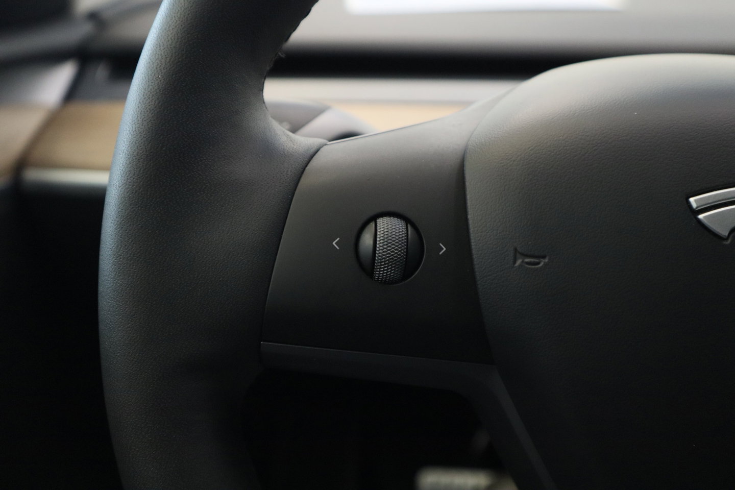 Tesla Model Y Performance AWD 75 kWh SOH 95% ACC Panoramadak HW3 24 Maanden garantie* (Vraag naar de voorwaarden)