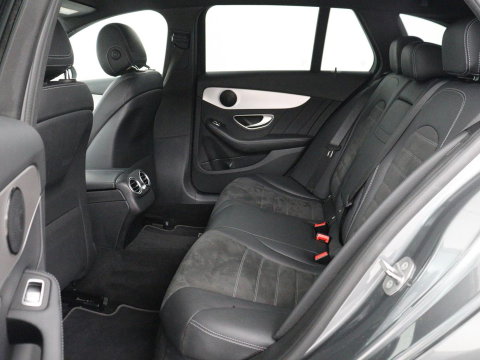 Mercedes-Benz C-Klasse 160 AMG Limited | Stoelverwarming | Leder/Alcantara | Trekhaak | Camera | Park Assist | Navigatie | Digitale Cockpit | Climate control | Cruise control | 18'' | Bluetooth