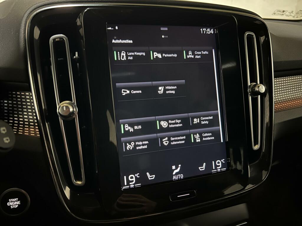 Volvo XC40 1.5 T5 Recharge R-Design Pano H/K 360° Memory
