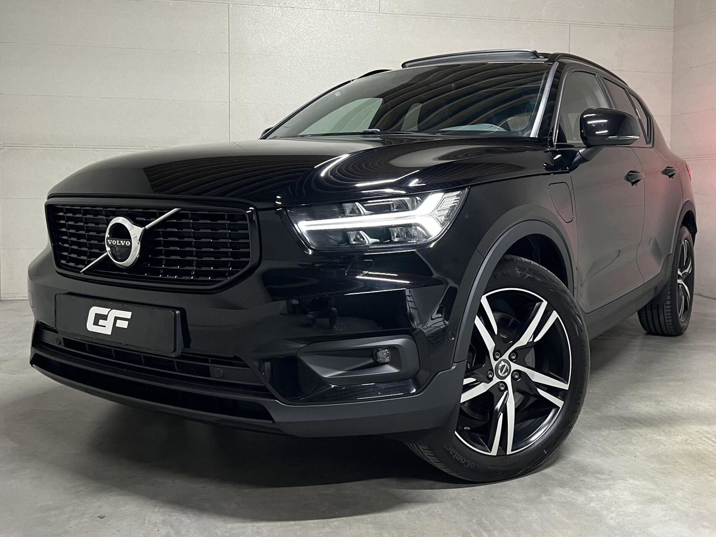 Volvo XC40 1.5 T5 Recharge R-Design Pano H/K 360° Memory