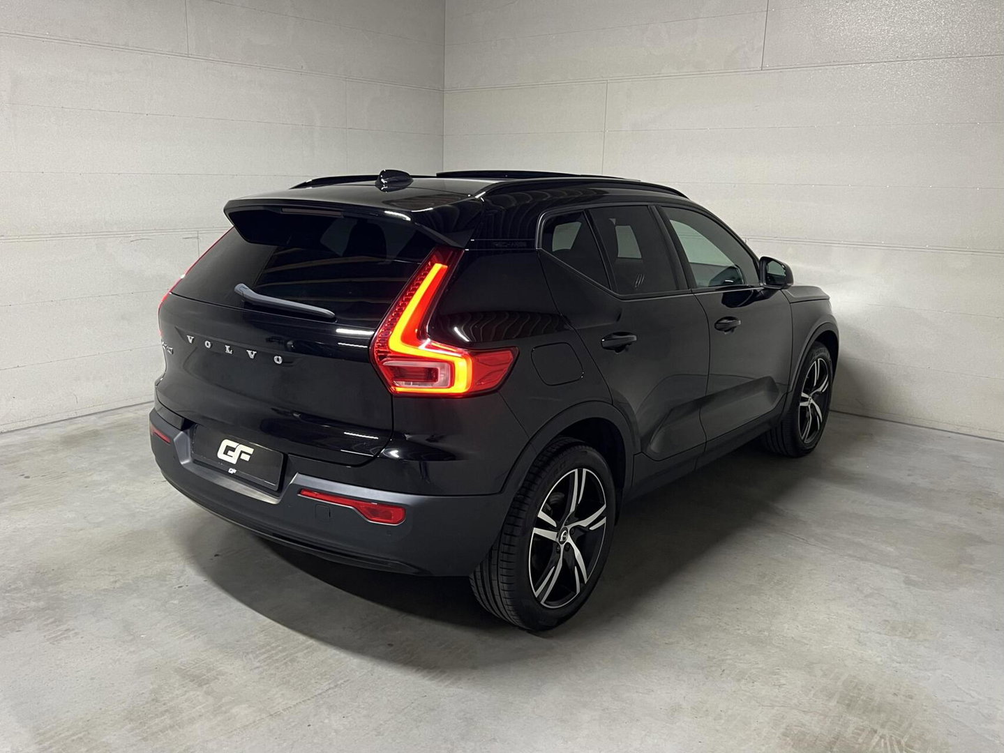 Volvo XC40 1.5 T5 Recharge R-Design Pano H/K 360° Memory