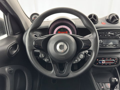 Smart Forfour EQ Essential 18 kWh [ 3-Fase-22kW ] {SOH-93%} (INCL-BTW) *LEATHER | HEATED-COMFORTSEATS | PRIVACY-GLASS | AIRCO | CRUISE | 15''ALU*