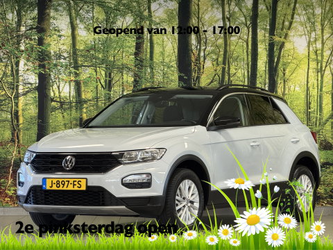 Volkswagen T-Roc 1.5 TSI Sport | Apple Carplay | Android Auto | Navigatie | Camera | Adaptieve Cruise Control | Lane Assist | Trekhaak | Parkeersensoren | Front Assist |  Airconditioning | Elektrische Ramen |