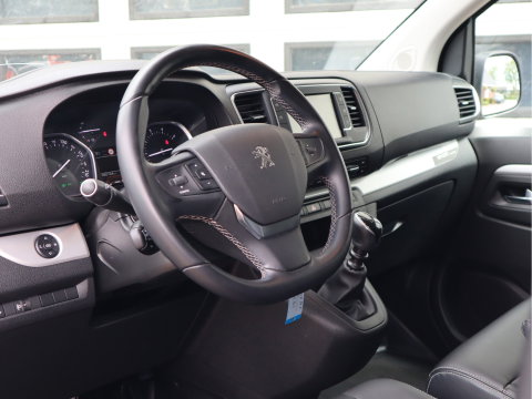 Peugeot Expert 2.0 BlueHDI 150pk Euro 6 Sport Lang L2 - Xenon - Leer - Camera - Cruise