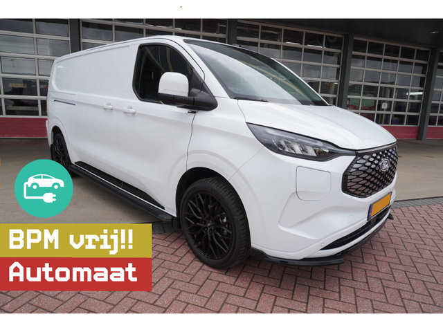 Ford E-Transit - Cust. 320L L2H1 Limited 65 kWh 160KW/218PK Automaat met POWERPACK Nr. V029 | Airco | Cruise | Apple CP| 20"LM velgen | Trekhaak | Spoilers DEMO