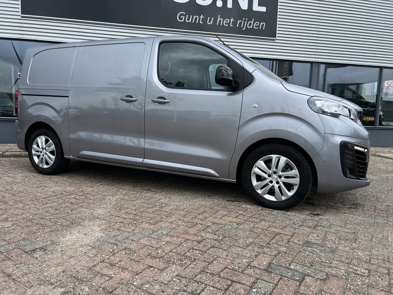 Peugeot e-Expert