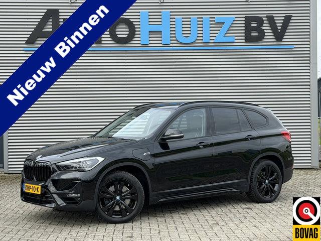 BMW X1 - xDrive25e Executive LED Carplay Achteruitrijcamera Trekhaak Stoelverwarming DAB