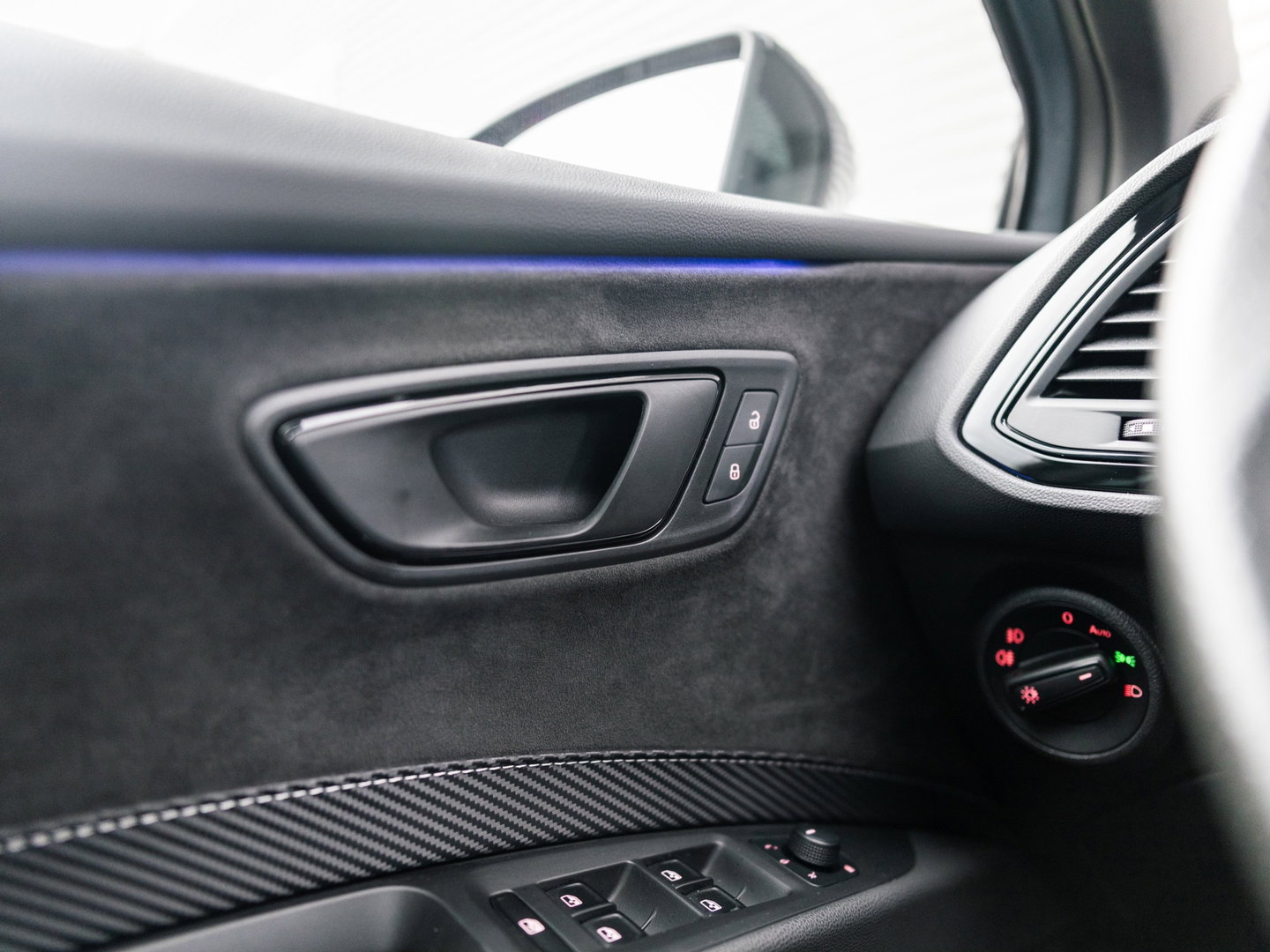 SEAT Leon 2.0 TSI CUPRA PANO BEATS VIRTUAL CAMERA KEYLESS