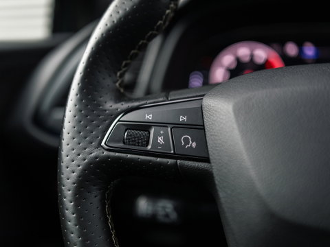 SEAT Leon 2.0 TSI CUPRA PANO BEATS VIRTUAL CAMERA KEYLESS