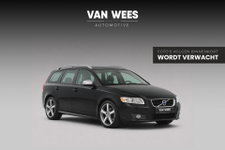 Volvo V50 - 2.0 Kinetic | NL auto | 3e eigenaar | Xenon | Stoelverwarming | Cruise control | Navigatie | 17 inch | Climate control | PDC | Trekhaak afneembaar | Dakrails | Origineel