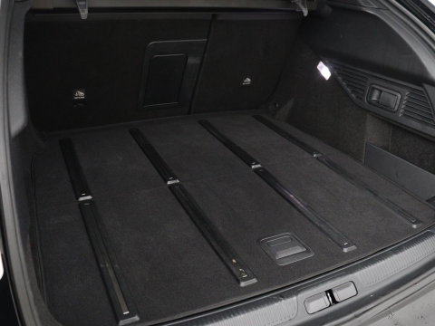 Citroën C5 X 1.6 Plug-in Hybrid 225 Business | SOH 96,6% | Stoelverwarming | Trekhaak | Adaptive cruise | Carplay | Navigatie | Full LED | Keyless | Climate control | PHEV