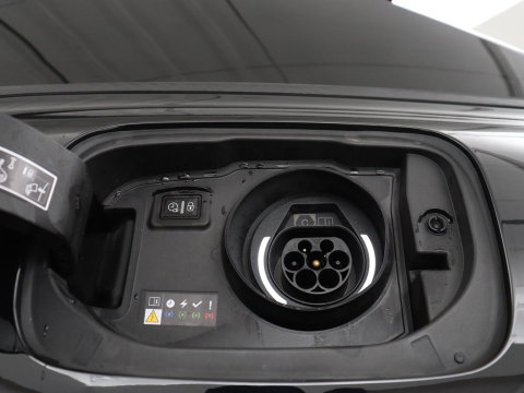 Citroën C5 X 1.6 Plug-in Hybrid 225 Business | SOH 96,6% | Stoelverwarming | Trekhaak | Adaptive cruise | Carplay | Navigatie | Full LED | Keyless | Climate control | PHEV