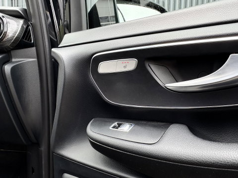 Mercedes-Benz V-Klasse 250d Lang DC Avantgarde | MARGE | LEDER | STOELVERW. | 2x SCHUIFD | EL KLEP |