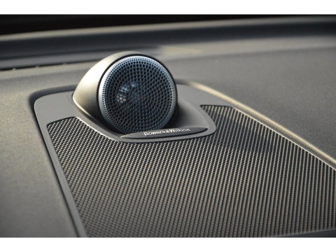 Volvo XC60 Hybride AWD Black Edition | Luchtvering | Bowers & Wilkins | 360° Camera | Panoramadak |