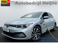 Volkswagen Golf - eHybrid PHEV 204PK DSG STYLE CAMERA/VELOURS/NAVI/IQ-LIGHT