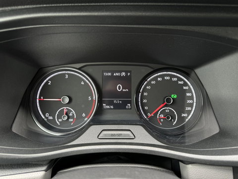 Volkswagen Transporter 2.0 TDI L1H1 Highline DSG Carplay Camera
