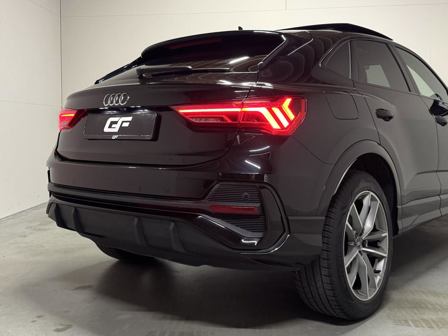 Audi Q3 Sportback 45 TFSIe S-Line Pano Leer Sfeer 360° CarPlay