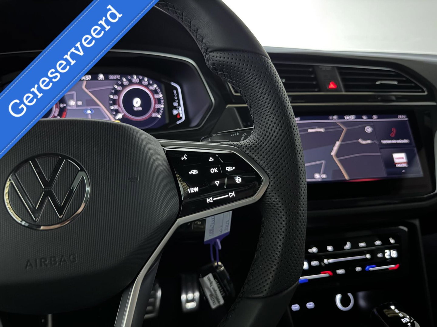 Volkswagen Tiguan 1.4 TSI eHybrid R-Line Pano Leer Sfeer Trekh. Carplay