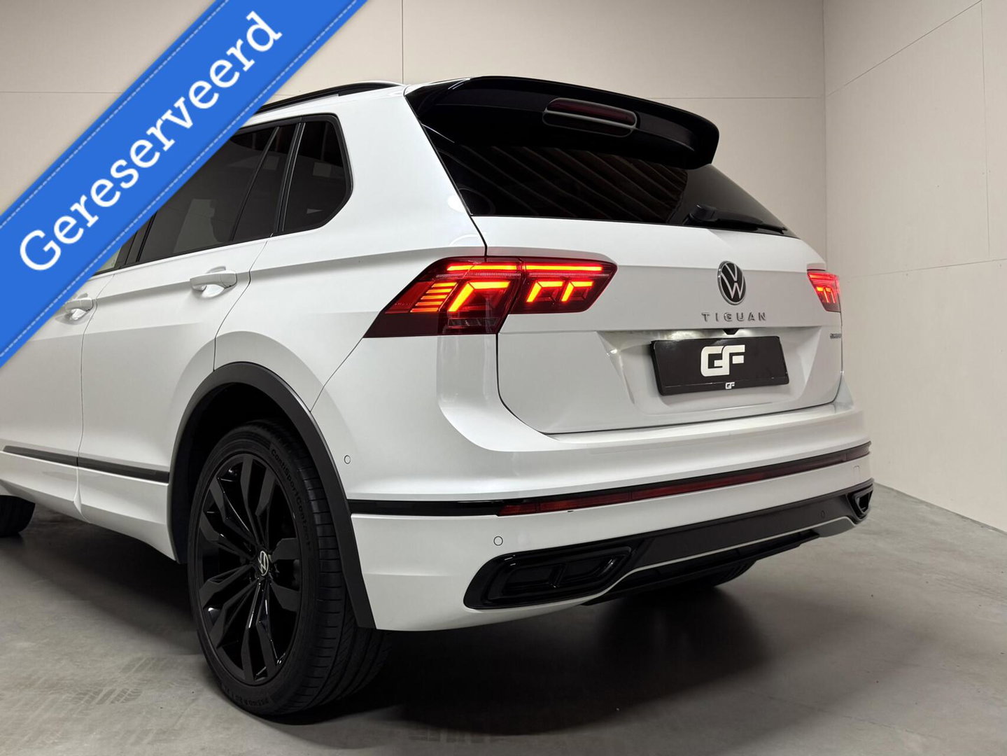 Volkswagen Tiguan 1.4 TSI eHybrid R-Line Pano Leer Sfeer Trekh. Carplay