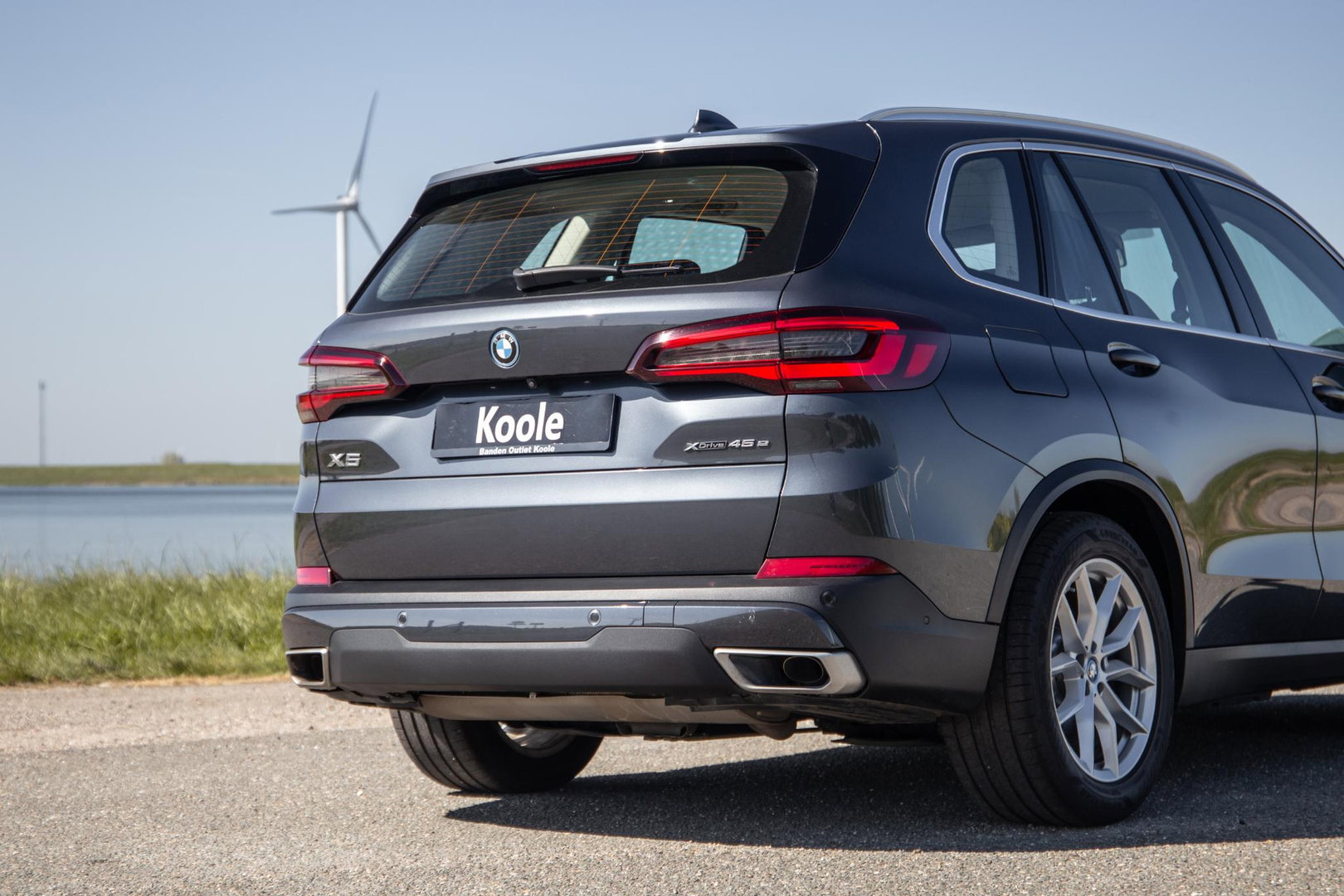 BMW X5 xDrive45e Executive CARPLAY / CAMERA / DEALER ONDERHOUDEN / ZWART LEER / STOELVERWARMING