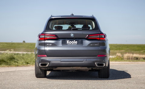 BMW X5 xDrive45e Executive CARPLAY / CAMERA / DEALER ONDERHOUDEN / ZWART LEER / STOELVERWARMING