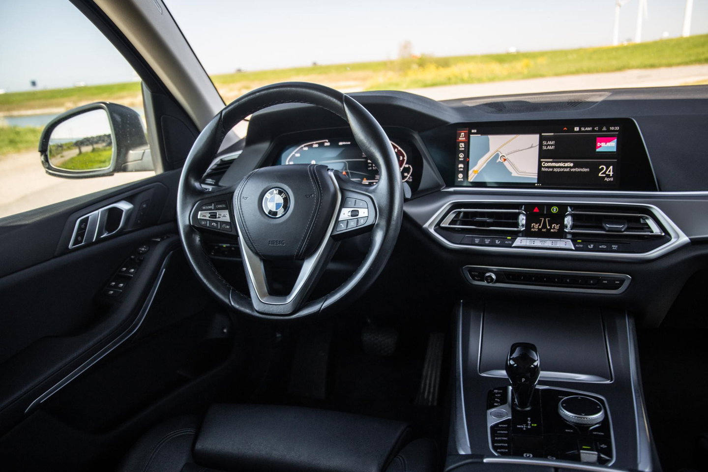 BMW X5 xDrive45e Executive CARPLAY / CAMERA / DEALER ONDERHOUDEN / ZWART LEER / STOELVERWARMING