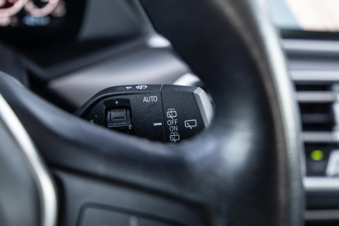 BMW X5 xDrive45e Executive CARPLAY / CAMERA / DEALER ONDERHOUDEN / ZWART LEER / STOELVERWARMING