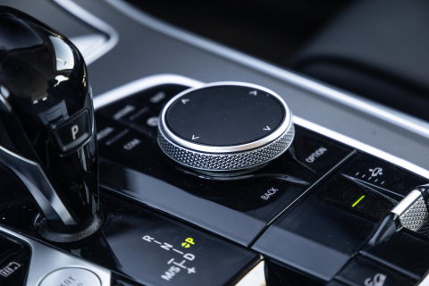 BMW X5 xDrive45e Executive CARPLAY / CAMERA / DEALER ONDERHOUDEN / ZWART LEER / STOELVERWARMING