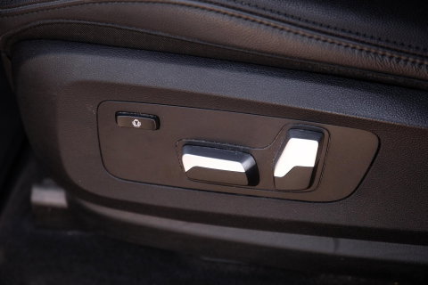 BMW X5 xDrive45e Executive CARPLAY / CAMERA / DEALER ONDERHOUDEN / ZWART LEER / STOELVERWARMING
