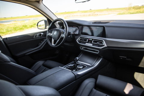 BMW X5 xDrive45e Executive CARPLAY / CAMERA / DEALER ONDERHOUDEN / ZWART LEER / STOELVERWARMING