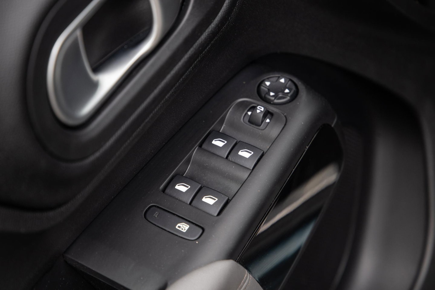 Citroën C5 Aircross 1.6 Plug-in Hybrid 225 Shine PANORAMA DAK / DEALER ONDERHOUDEN / LEER / MEMMORY / TREKHAAK / CAMERA