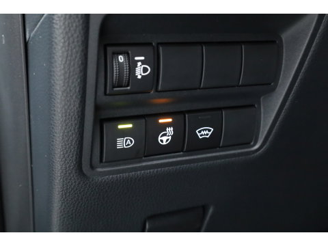 Toyota Yaris Cross 1.5 Hybrid 130 Teamplayer | Forest Green | Winter Pack | Safety Pack | Navi | Adapt. Cruise | Keyless | Camera