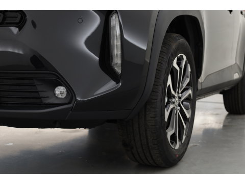 Toyota Yaris Cross 1.5 Hybrid 130pk Teamplayer | Winter pack | Safety pack | Navi | Adapt. Cruise | Camera | Keyless