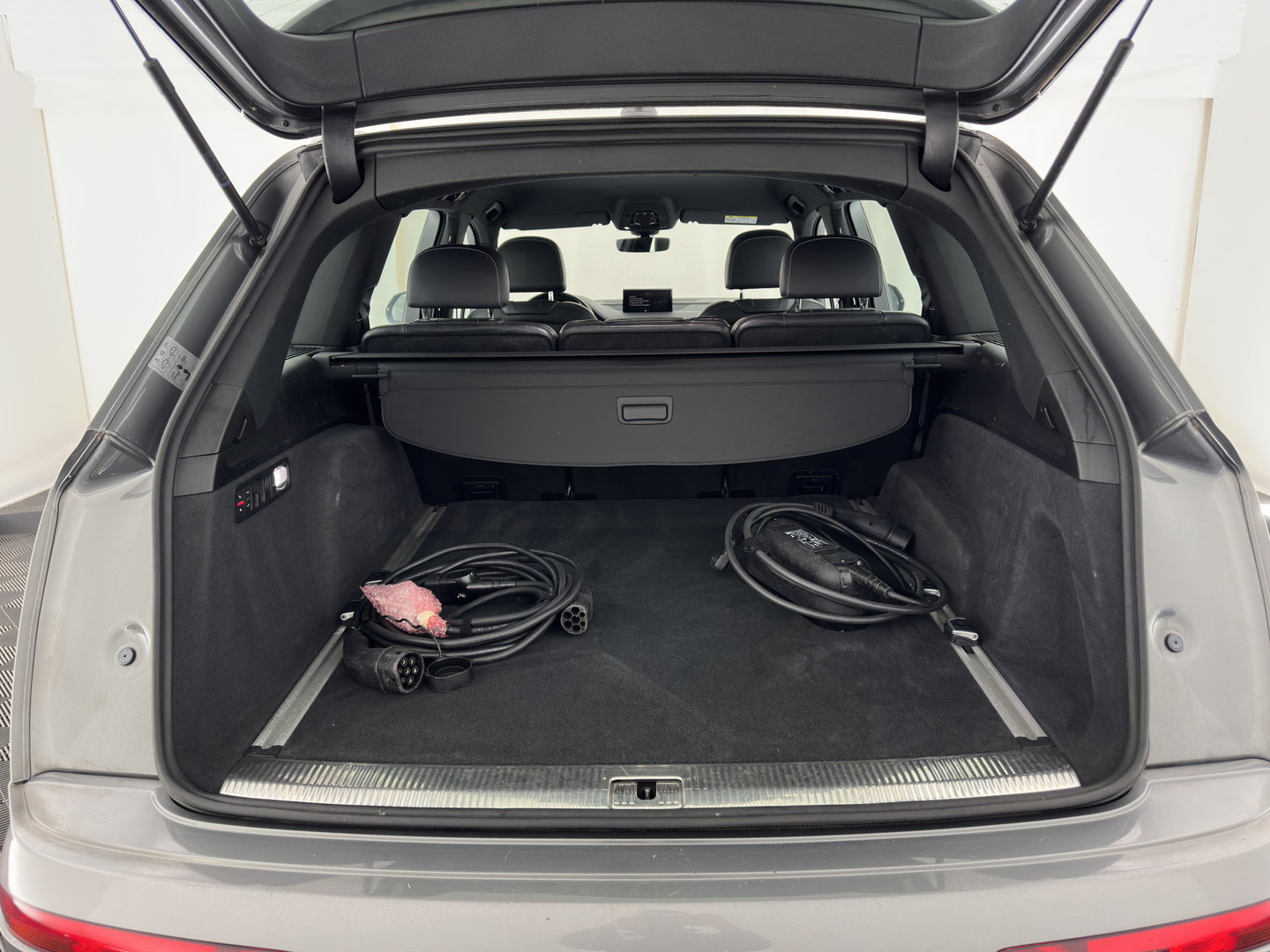Audi Q7 3.0 TDI e-tron quattro Sport Aut. *LEATHER | FULL-LED | DIGI-COCKPIT | HEATED-COMFORTSEATS | AIR-SUSPENSION | CAMERA | NAVI-FULLMAP | ECC | PDC | CRUISE | 19''ALU*