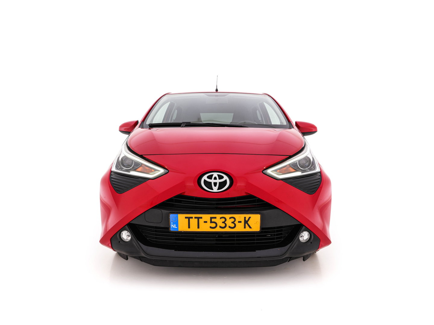 Toyota Aygo 1.0 VVT-i x-cite *AIRCO | CRUISE | CAMERA | CARPLAY | DAB | COMFORT-SEATS | PRIVACY-GLASS*