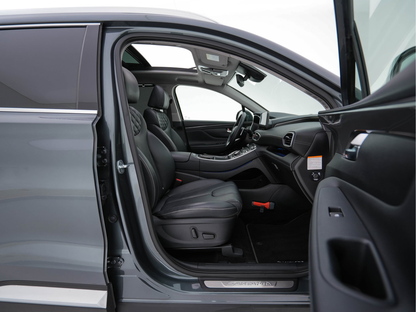 Hyundai Santa Fe 1.6 T-GDI HEV Premium Sky (Face-lift) (INCL-BTW) *PANO | LEATHER | FULL-LED | ADAPTIVE-CRUISE | BLINDSPOT | MEMORY-PACK | DIGI-COCKPIT | SHIFTPADDLES | PRIVACYGLASS | NAVI-FULLMAP | HEAD-UP |19''ALU*