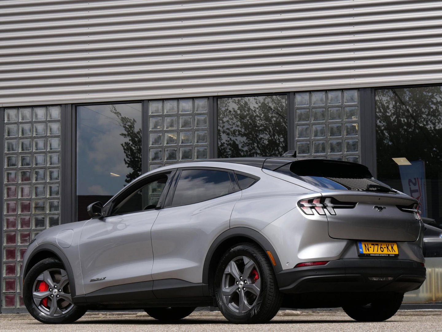 Ford Mustang Mach-E EXTENDED RWD 98kWh/ TECHNOLOGY PACK PLUS/ ALL-SEASON BANDEN/ SOH 93%