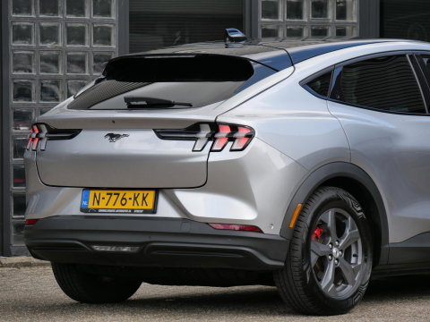 Ford Mustang Mach-E EXTENDED RWD 98kWh/ TECHNOLOGY PACK PLUS/ ALL-SEASON BANDEN/ SOH 93%