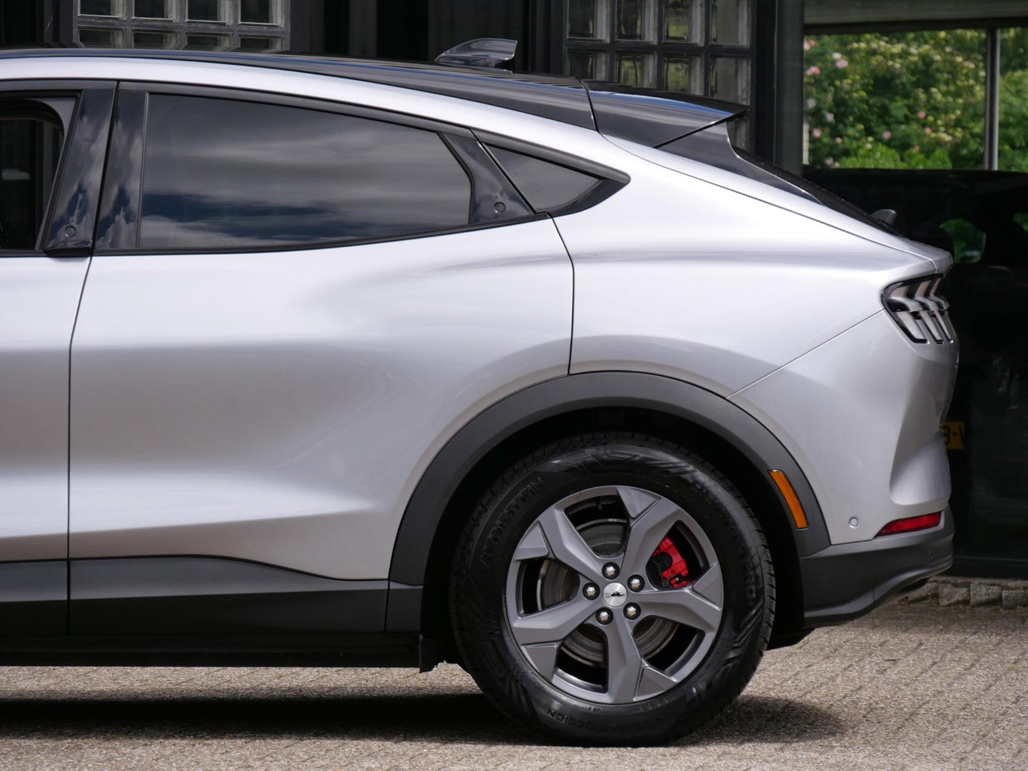 Ford Mustang Mach-E EXTENDED RWD 98kWh/ TECHNOLOGY PACK PLUS/ ALL-SEASON BANDEN/ SOH 93%